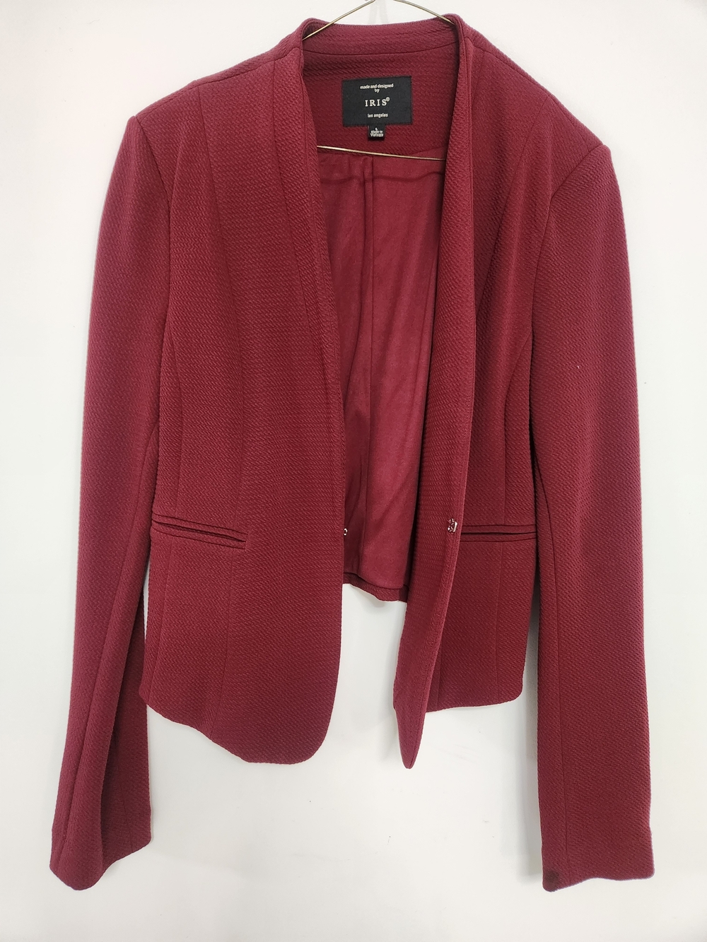 iris Textured Open-Front Blazer in Burgundy